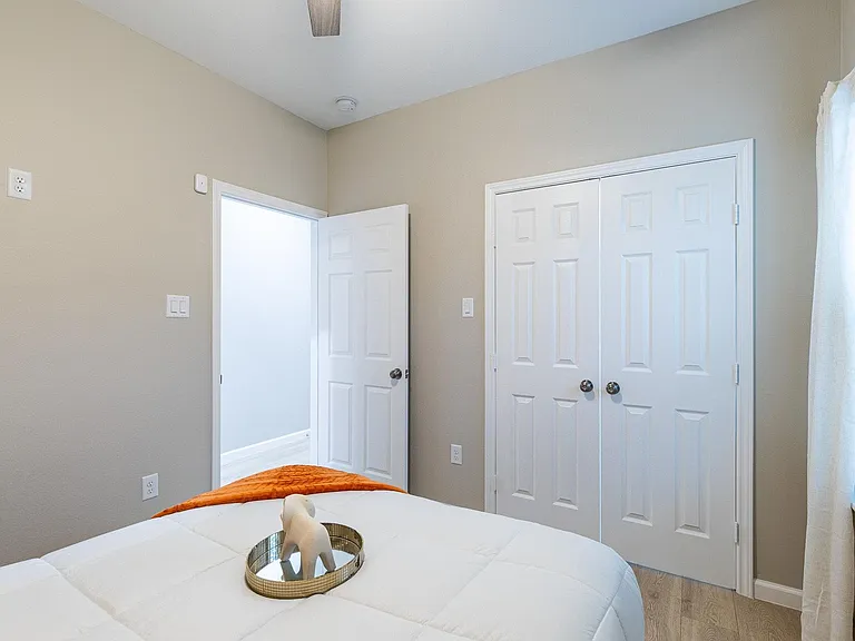 4661 Clover St #A — Photo 17