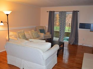432 Fox Run Ln, Carmel, NY 10512