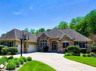8545 Mountain Pine Ln, Kalamazoo, MI 49009