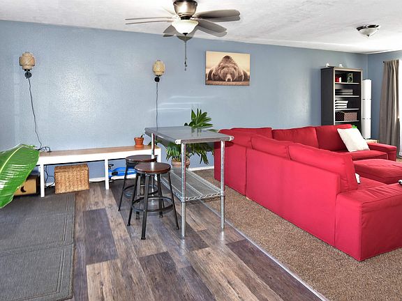 4th image of 315 Park St