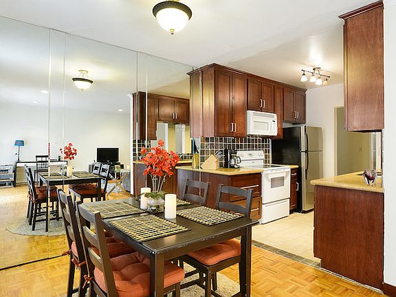 4th image of 7300 Franklin Ave APT 350
