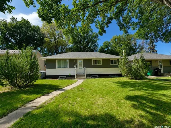 209 Winnipeg AVENUE S, Saskatoon, SK S7M 3M1