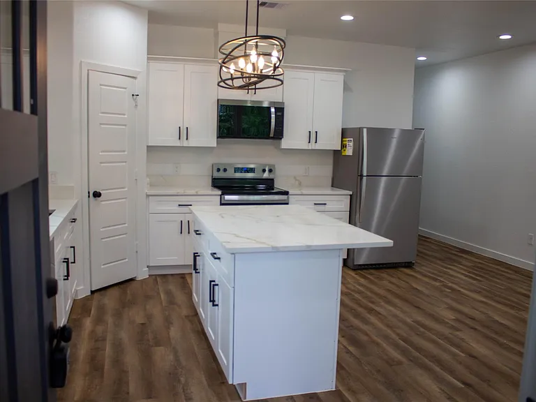 106 Runnels St #B — Photo 2