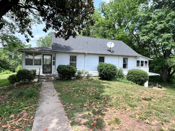 97 Breeze Hill Ln, Lynchburg, VA 24504