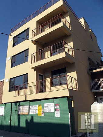 1st image of 1431 28th Ave