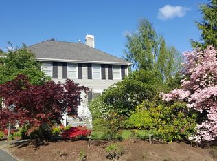 535 100th Ave SE, Bellevue, WA 98004
