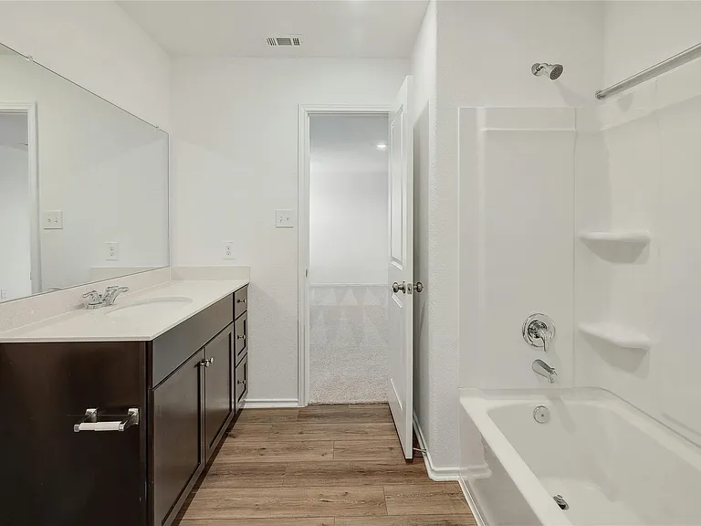 916 Rancho Del Cielo Loop — Photo 12
