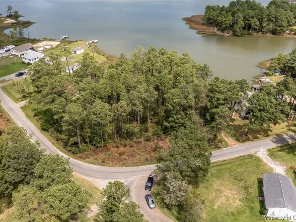 0 Horse Rd #22 & 23, Hayes, VA 23072