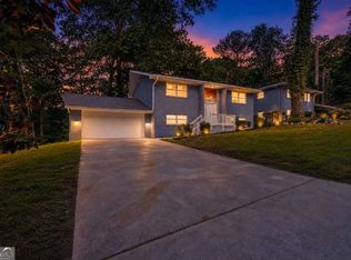 495 Larchmont Cir NW, Atlanta, GA 30318