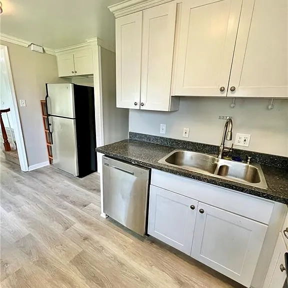 1320 Gabriel Dr — Photo 15