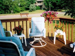 1 Laura Ln, Dewitt, MI 48820