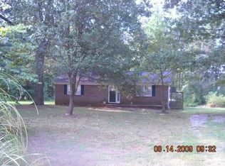8707 Sweetmeadow Rd, Colfax, NC 27235
