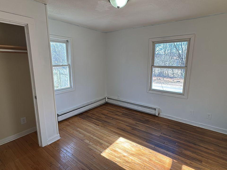 2nd image of 591 Sherman Pkwy #591