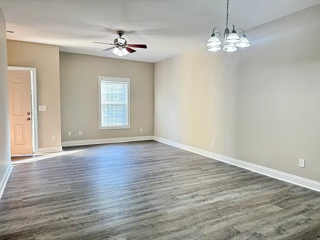 2176 Broad Dr — Photo 10