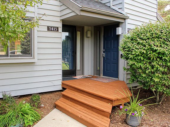 3rd image of 5415 E Wild Oak Dr #28