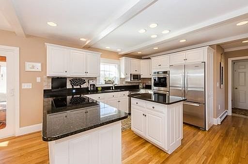 2nd image of 17 Wildwood Dr