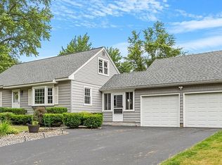 10 Upstone Dr, Nashua, NH 03063