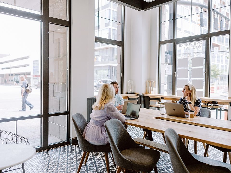 LC_RiverSouth_Apartments_03_Coworking