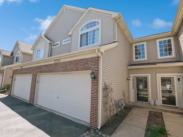 17506 S Gilbert Dr, Lockport, IL 60441