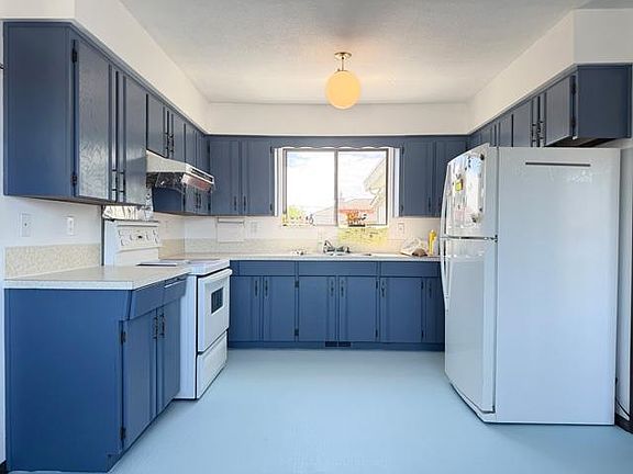 2nd image of 10640 Anahim Dr