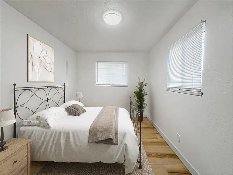 607 W Davidson Ave — Photo 9