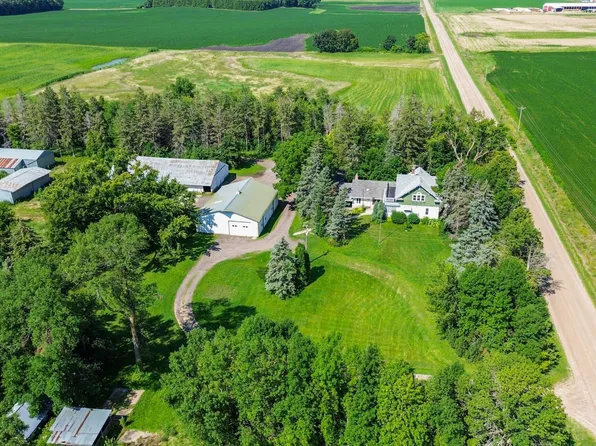 17825 30th St, Mayer, MN 55360