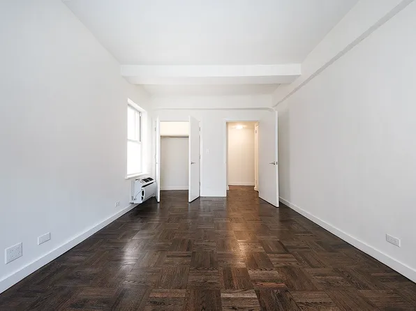 35 East 35th Street image 26 of 31