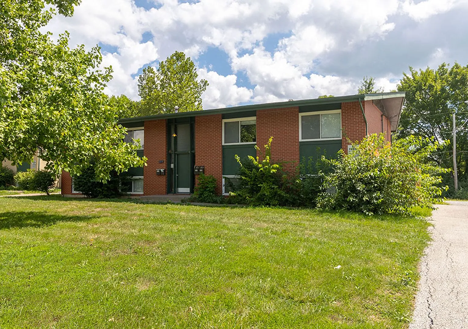 Leeway 2 Bedroom - lower level — Photo 1