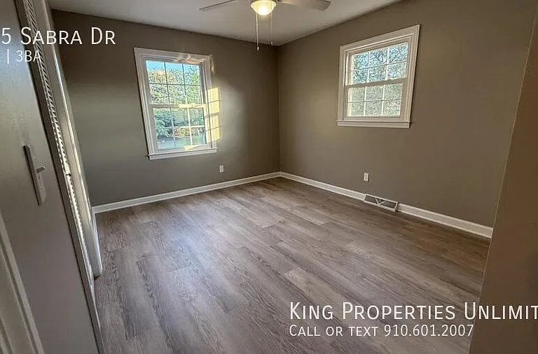 335 Sabra Dr — Photo 14