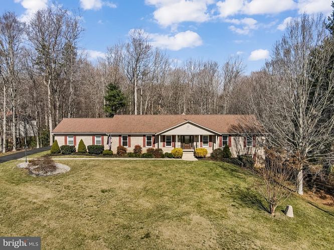 1st image of 7000 Bruin Ct