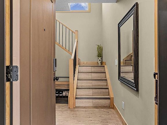 4th image of 102 SW Stewart Creek Rise #101