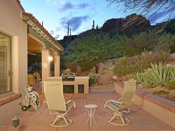 3rd image of 6410 N Desert Wind Cir