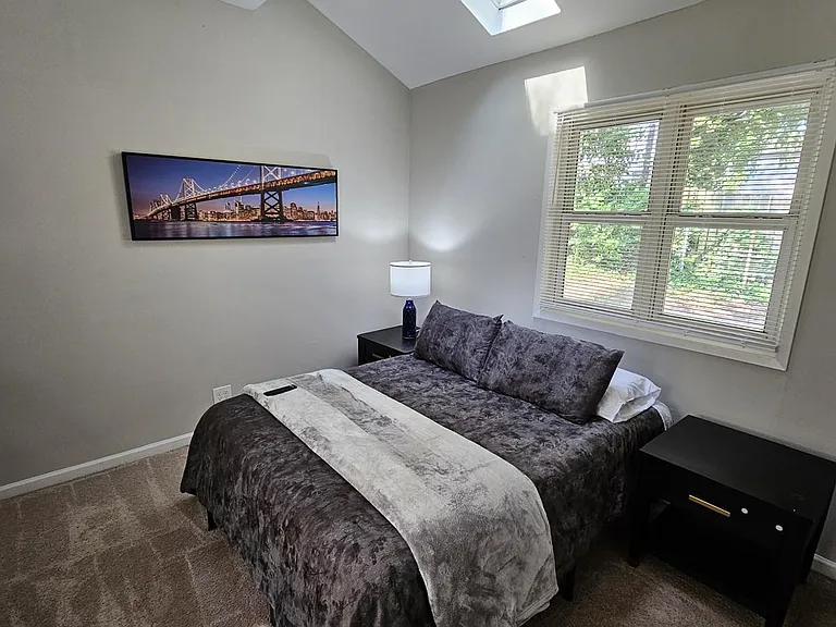 2076 W Flat Shoals Ter — Photo 11