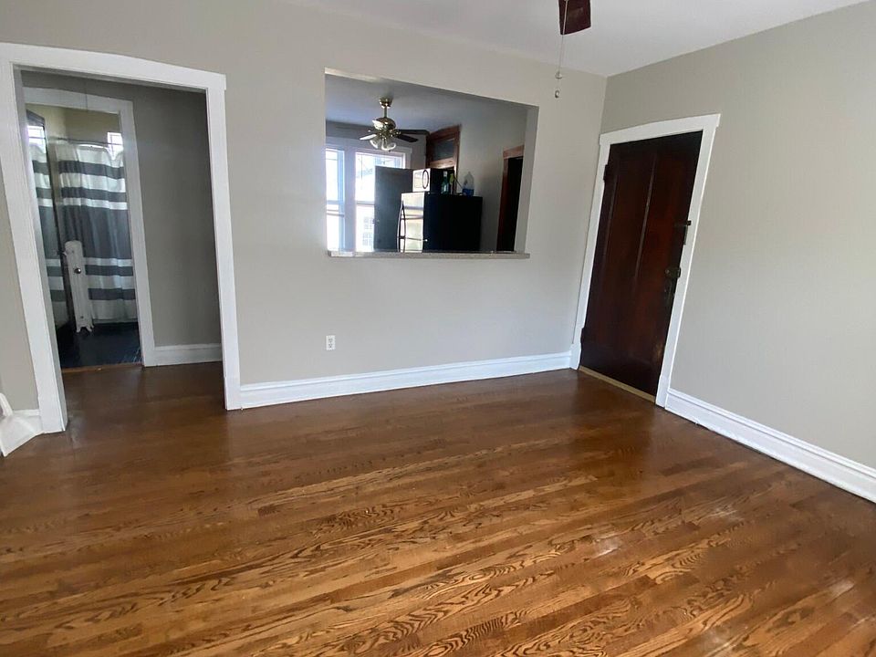 1st image of 4752 N Lotus Ave #1W