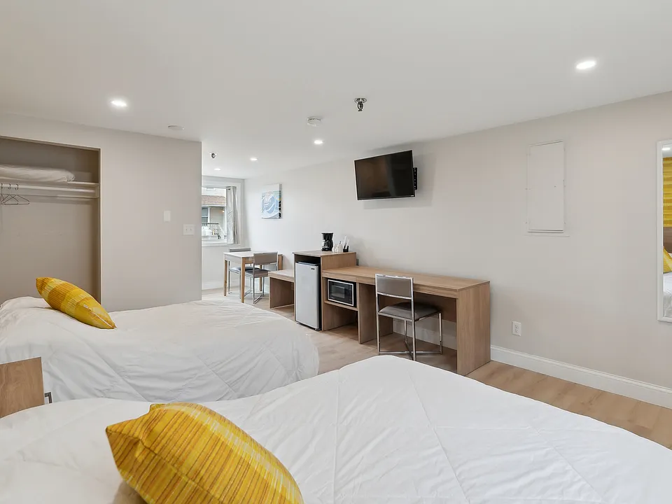 1 Roussin St #101-217