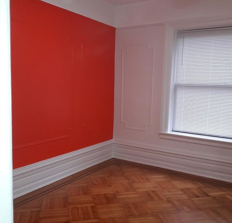 2nd image of 1001 Lincoln Pl APT 1A