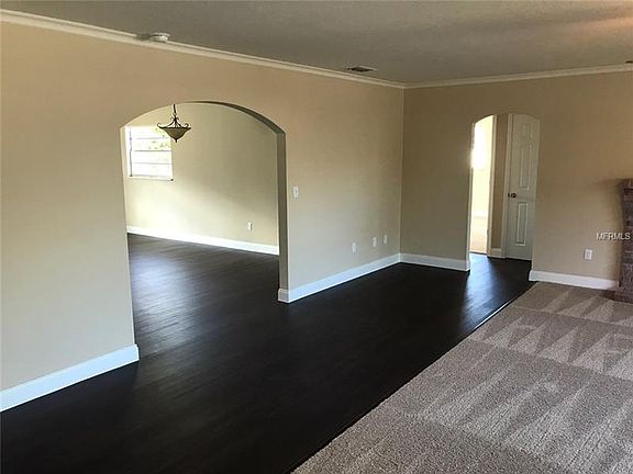 4th image of 2504 Evergreen Dr