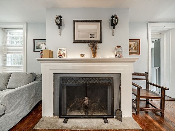 5th image of 701 W Oakbourne Rd