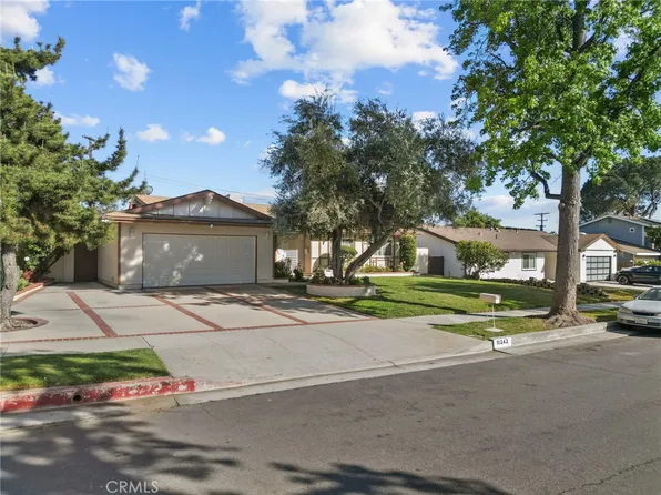 11242 Kamloops St, Sylmar, CA 91342