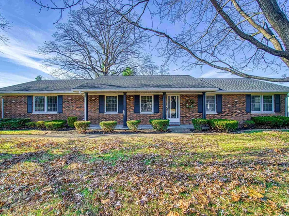 5624 Spring Lake Dr, Evansville, IN 47710