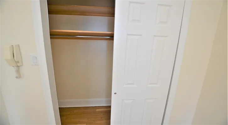 Rented by Manhattan Realty Group | media 12