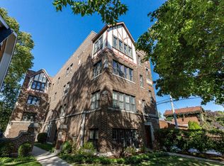 1311 Monroe St APT 3, Evanston, IL 60202