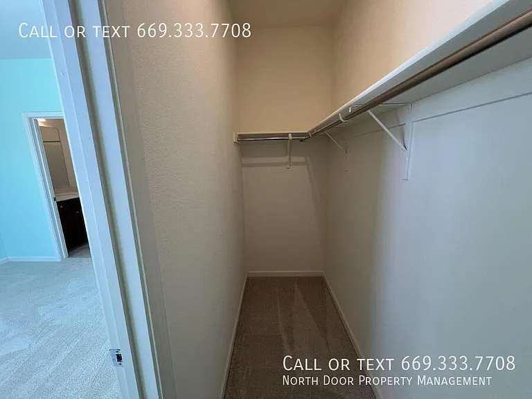 2762 Ferrara Cir — Photo 39