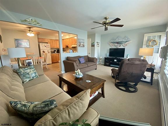 5th image of 8 35th St #3