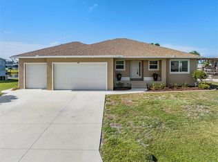 681 Dania Lake Dr, Punta Gorda, FL 33950