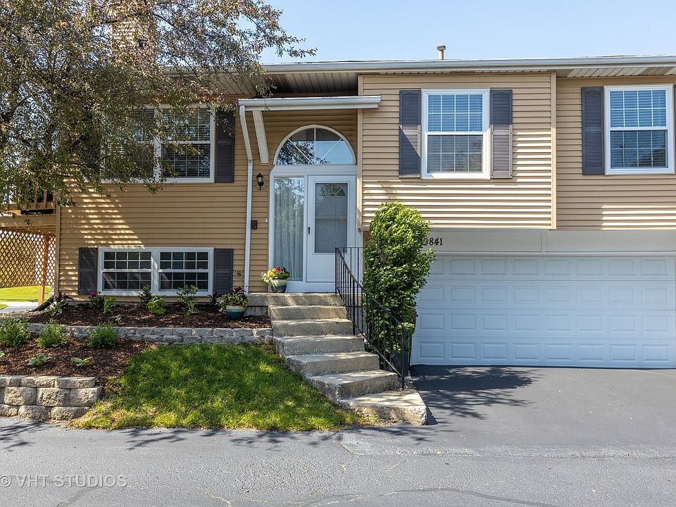 1st image of 19841 S Edinburgh Ln