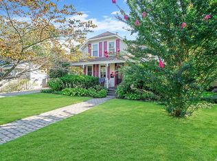 95 Grant Ave, Islip, NY 11751