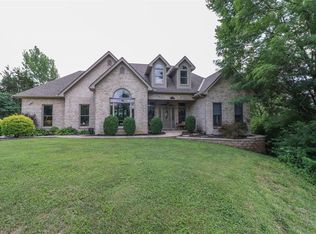 1202 Rolling Meadows Dr, Moscow, OH 45153