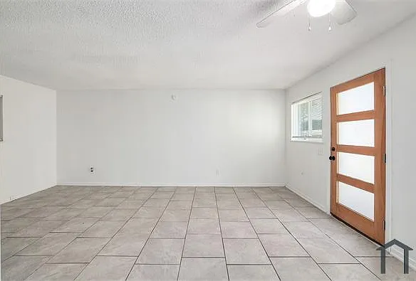 5210 Joe Sayers Ave #C — Photo 8