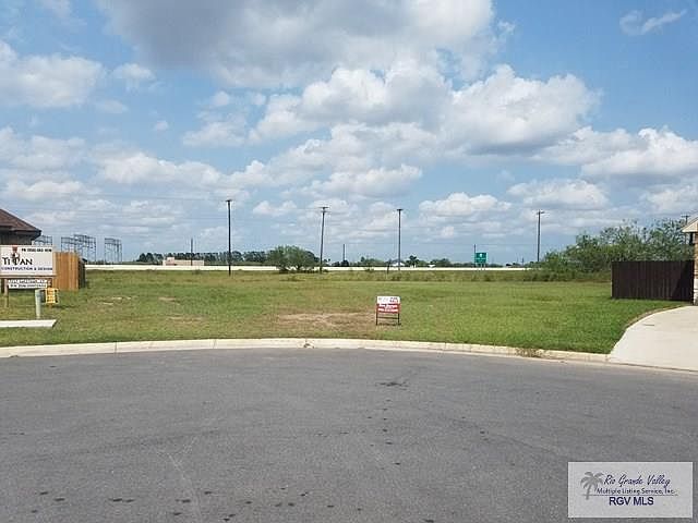 2nd image of 7241 Sweetgum Ct